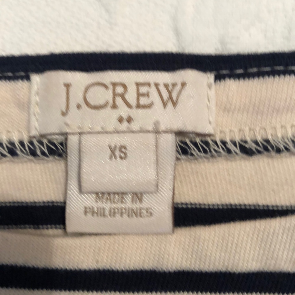 Ladies tee - Picture 3 of 3